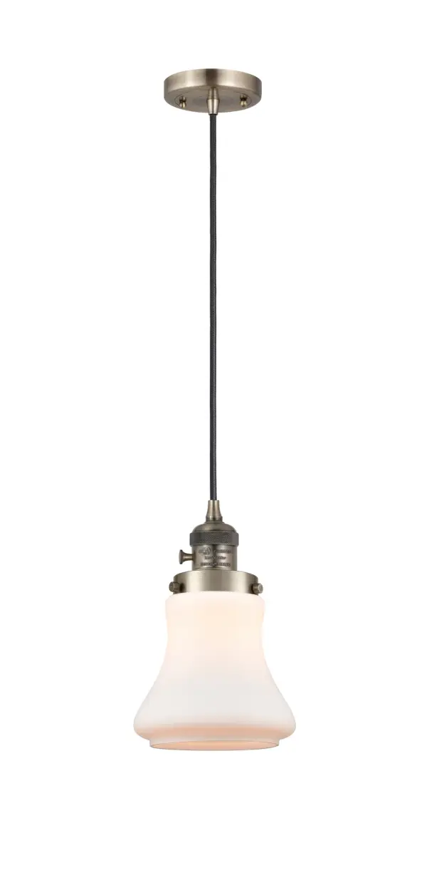 One of our largest and original collections, the Franklin Restoration is made up of a vast selection of heavy metal finishes and a large array of metal and glass shades that bring a touch of industrial into your home.