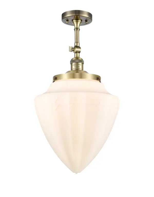 One of our largest and original collections, the Franklin Restoration is made up of a vast selection of heavy metal finishes and a large array of metal and glass shades that bring a touch of industrial into your home.