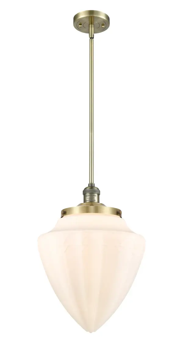 One of our largest and original collections, the Franklin Restoration is made up of a vast selection of heavy metal finishes and a large array of metal and glass shades that bring a touch of industrial into your home.