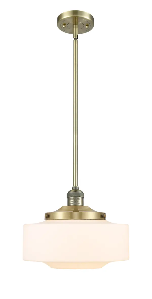 One of our largest and original collections, the Franklin Restoration is made up of a vast selection of heavy metal finishes and a large array of metal and glass shades that bring a touch of industrial into your home.