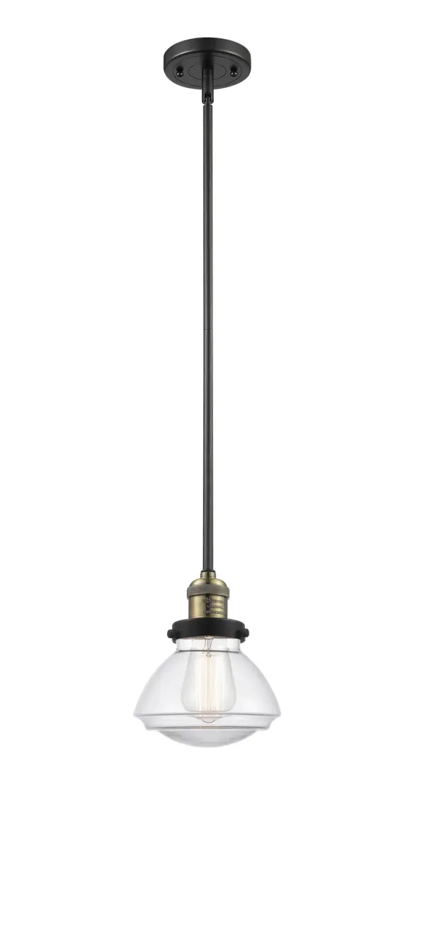 One of our largest and original collections, the Franklin Restoration is made up of a vast selection of heavy metal finishes and a large array of metal and glass shades that bring a touch of industrial into your home.