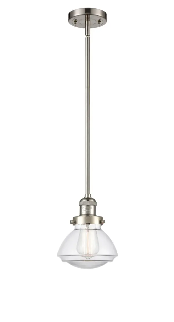 One of our largest and original collections, the Franklin Restoration is made up of a vast selection of heavy metal finishes and a large array of metal and glass shades that bring a touch of industrial into your home.