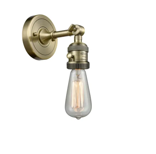 One of our largest and original collections, the Franklin Restoration is made up of a vast selection of heavy metal finishes and a large array of metal and glass shades that bring a touch of industrial into your home.