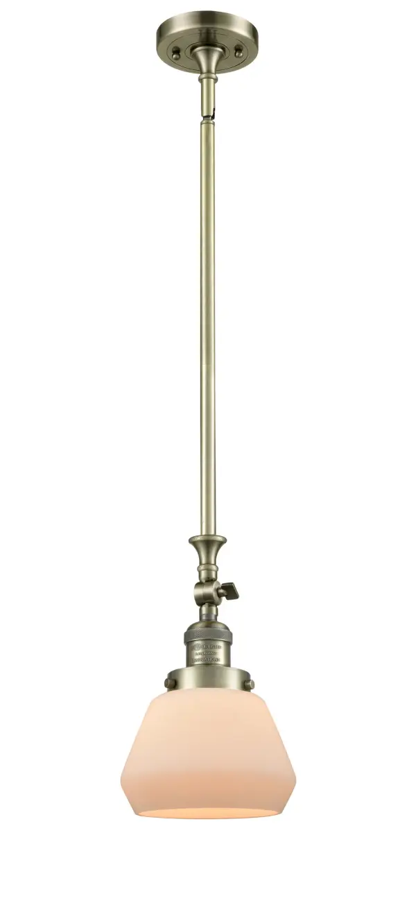 One of our largest and original collections, the Franklin Restoration is made up of a vast selection of heavy metal finishes and a large array of metal and glass shades that bring a touch of industrial into your home.