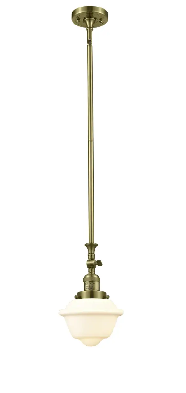 One of our largest and original collections, the Franklin Restoration is made up of a vast selection of heavy metal finishes and a large array of metal and glass shades that bring a touch of industrial into your home.