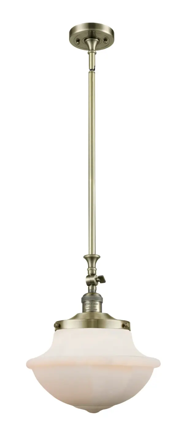 One of our largest and original collections, the Franklin Restoration is made up of a vast selection of heavy metal finishes and a large array of metal and glass shades that bring a touch of industrial into your home.