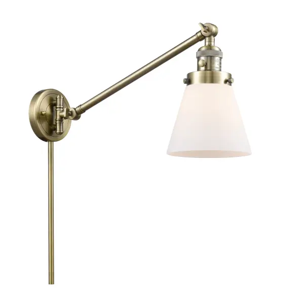 One of our largest and original collections, the Franklin Restoration is made up of a vast selection of heavy metal finishes and a large array of metal and glass shades that bring a touch of industrial into your home.