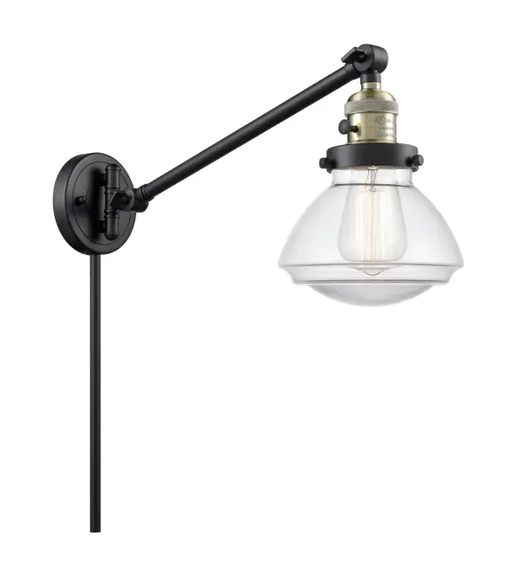 One of our largest and original collections, the Franklin Restoration is made up of a vast selection of heavy metal finishes and a large array of metal and glass shades that bring a touch of industrial into your home.