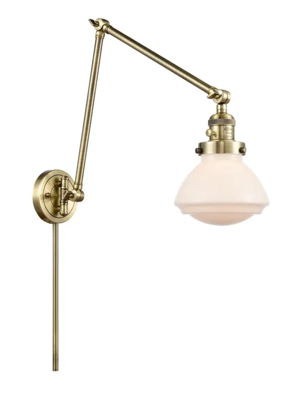 One of our largest and original collections, the Franklin Restoration is made up of a vast selection of heavy metal finishes and a large array of metal and glass shades that bring a touch of industrial into your home.