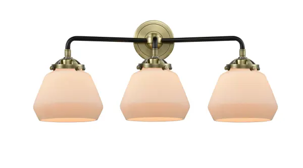 It's all in the details of the Nouveau line. A detailed base with sleek metal arm leads you to an absolutely gorgeous glass bulb that adds an unparalleled flair to any room you place these fixtures.