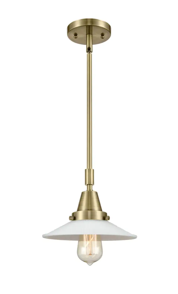 Caden reveals industrial inspiration with exposed fittings but takes a more modern approach in design. The clean lines and dramatic styling makes Caden a perfect fit for any design.