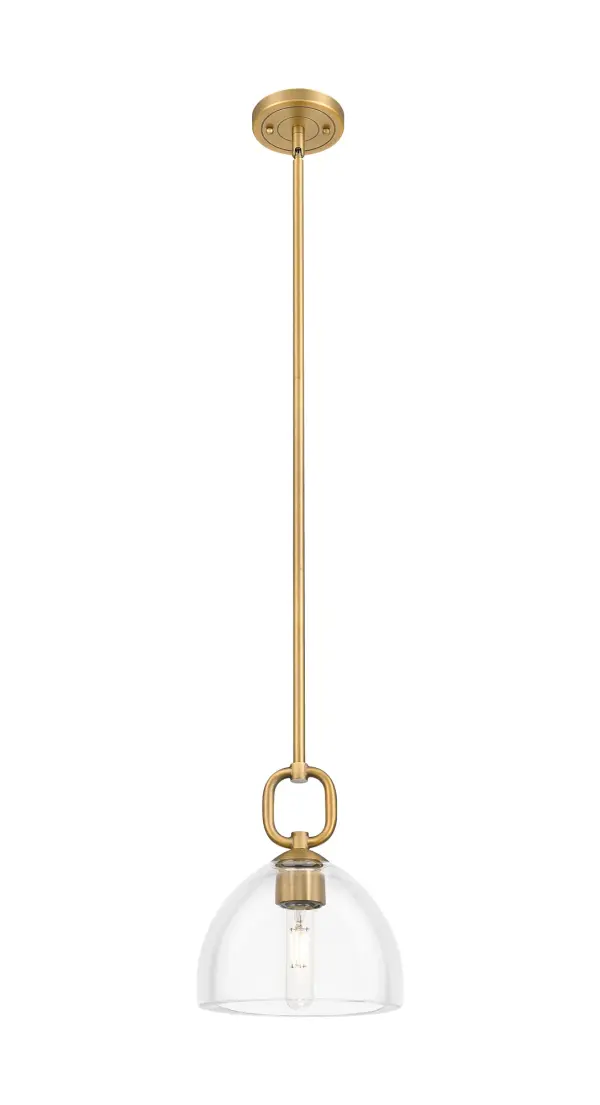 Showcasing refined design and artisanal craftsmanship, the Hudson pendants celebrate quality and style with extra-thick glass. Each piece reflects an enduring elegance, blending traditional techniques with modern aesthetics.