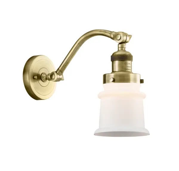 One of our largest and original collections, the Franklin Restoration is made up of a vast selection of heavy metal finishes and a large array of metal and glass shades that bring a touch of industrial into your home.