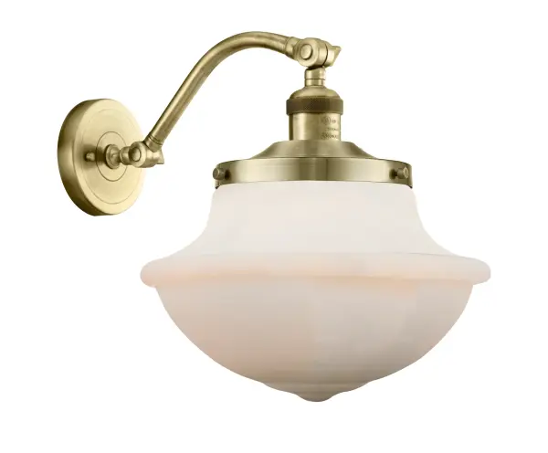 One of our largest and original collections, the Franklin Restoration is made up of a vast selection of heavy metal finishes and a large array of metal and glass shades that bring a touch of industrial into your home.