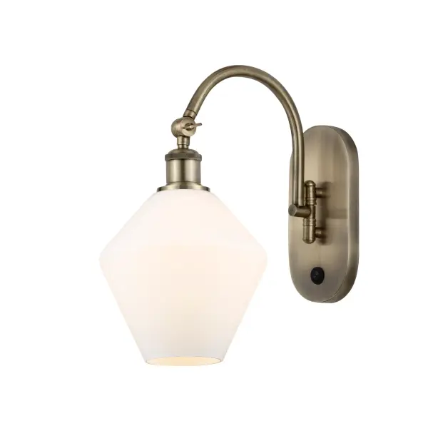 A truly dynamic fixture, the Ballston fits seamlessly amidst most décor styles. Its sleek design and vast offering of finishes and shade options makes the Ballston an easy choice for all homes.