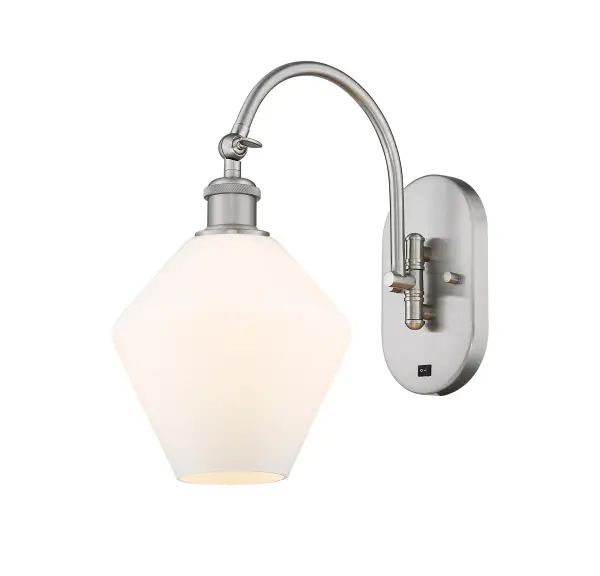 A truly dynamic fixture, the Ballston fits seamlessly amidst most décor styles. Its sleek design and vast offering of finishes and shade options makes the Ballston an easy choice for all homes.