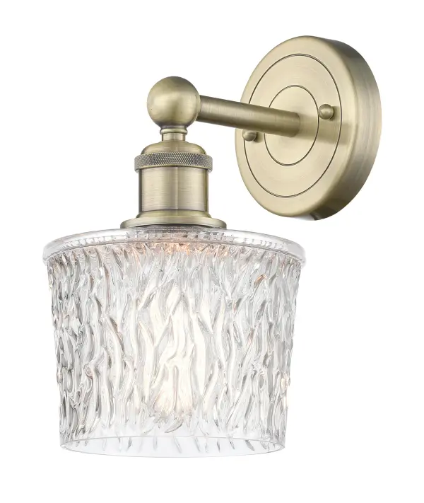 Innovation at its finest and a true game changer. Edison marries the best of our Franklin and Ballston collections to give you versatility of design and uncompromising construction.  Edison fixtures are industrial-inspired that can be customized with glass or metal shades from both the Franklin and Ballston collections.