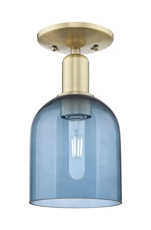 A truly dynamic fixture, the Arcadia fits seamlessly amidst most décor styles. Its sleek design and vast offering of finishes and shade options makes the Arcadia an easy choice for all homes.