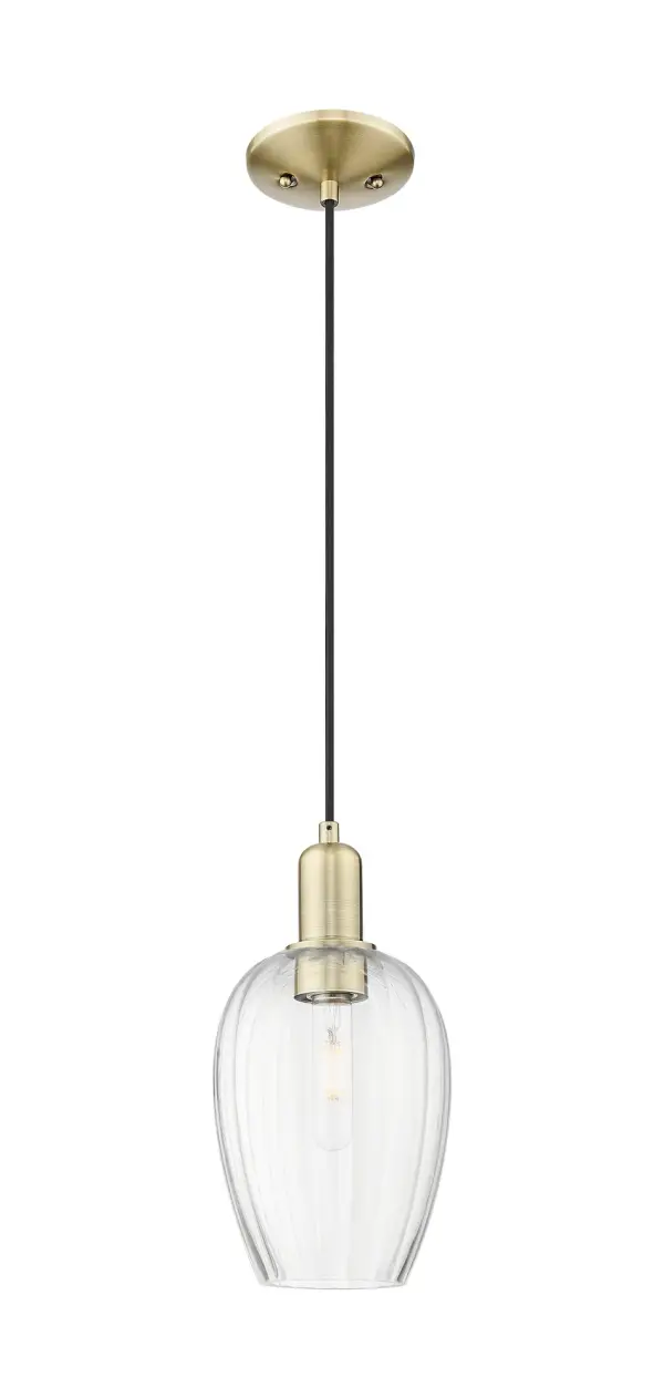 A truly dynamic fixture, the Arcadia fits seamlessly amidst most décor styles. Its sleek design and vast offering of finishes and shade options makes the Arcadia an easy choice for all homes.
