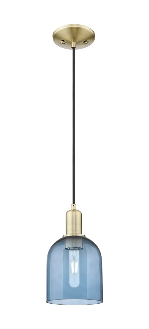 A truly dynamic fixture, the Arcadia fits seamlessly amidst most décor styles. Its sleek design and vast offering of finishes and shade options makes the Arcadia an easy choice for all homes.