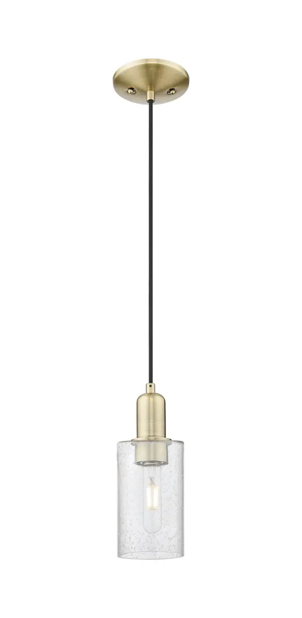 A truly dynamic fixture, the Arcadia fits seamlessly amidst most décor styles. Its sleek design and vast offering of finishes and shade options makes the Arcadia an easy choice for all homes.