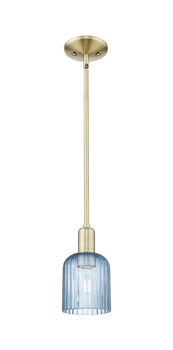 A truly dynamic fixture, the Arcadia fits seamlessly amidst most décor styles. Its sleek design and vast offering of finishes and shade options makes the Arcadia an easy choice for all homes.