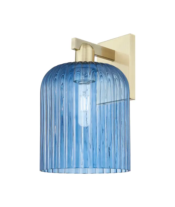 A truly dynamic fixture, the Arcadia fits seamlessly amidst most décor styles. Its sleek design and vast offering of finishes and shade options makes the Arcadia an easy choice for all homes.