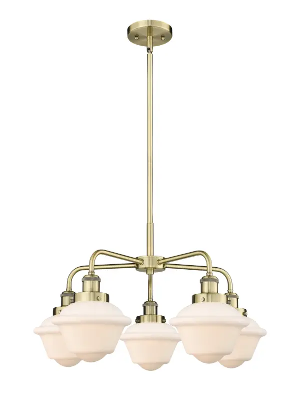 One of our largest and original collections, the Franklin Restoration is made up of a vast selection of heavy metal finishes and a large array of metal and glass shades that bring a touch of industrial into your home.