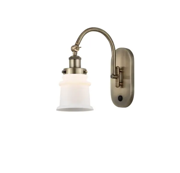 One of our largest and original collections, the Franklin Restoration is made up of a vast selection of heavy metal finishes and a large array of metal and glass shades that bring a touch of industrial into your home.