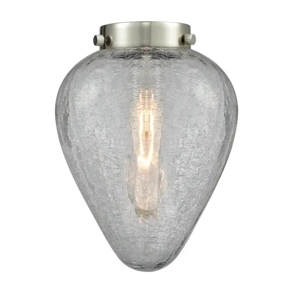 One of our largest and original collections, the Franklin Restoration is made up of a vast selection of heavy metal finishes and a large array of metal and glass shades that bring a touch of industrial into your home.