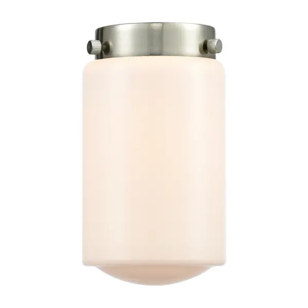 One of our largest and original collections, the Franklin Restoration is made up of a vast selection of heavy metal finishes and a large array of metal and glass shades that bring a touch of industrial into your home.
