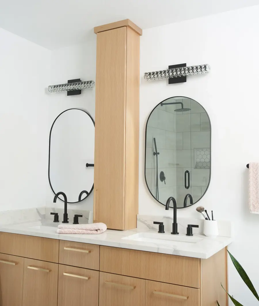 Capsule 20" x 32" Pill-Shaped Mirror in Matte Black - Image 7