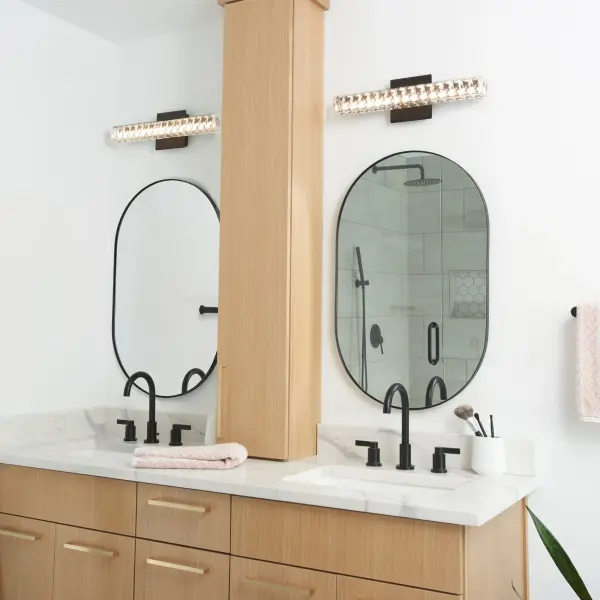Capsule 20" x 32" Pill-Shaped Mirror in Matte Black - Image 8