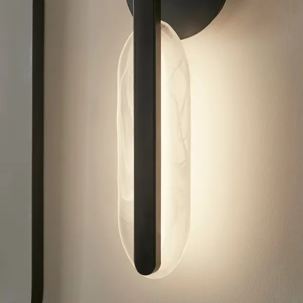 Avian LED Vanity Light in Black - Image 7
