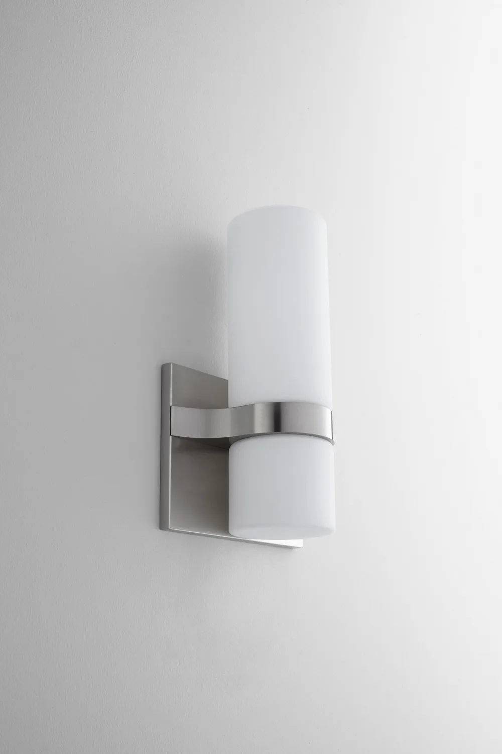 Olio LED Wall Sconce in Satin Nickel