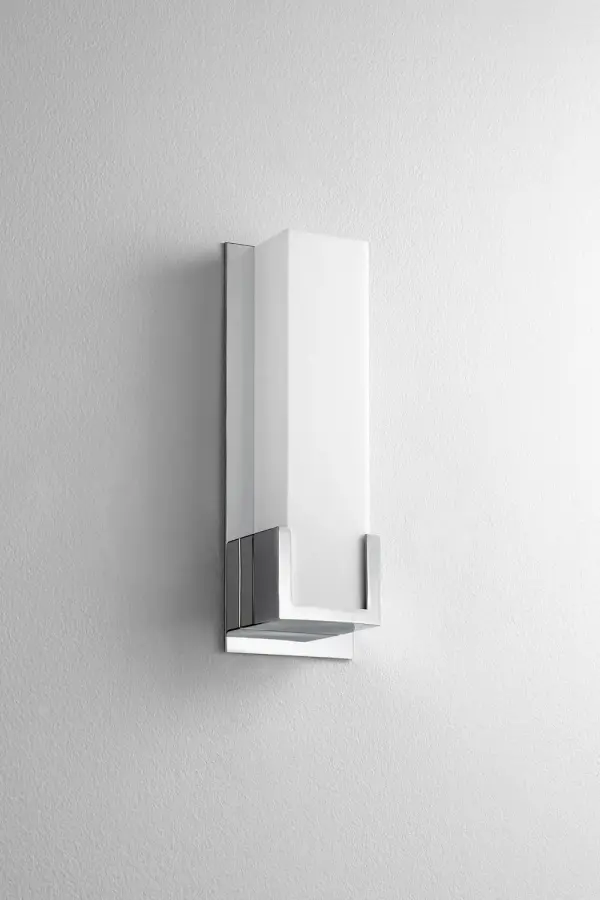 The Orion LED sconce delivers modern style with integrated LED technology. Its compact profile and polished chrome finish make it ideal for contemporary bathrooms and hallways where clean lines matter.
