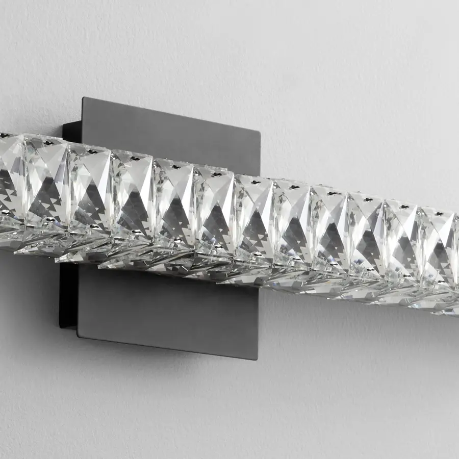 Élan LED Vanity Light in Black - Image 7