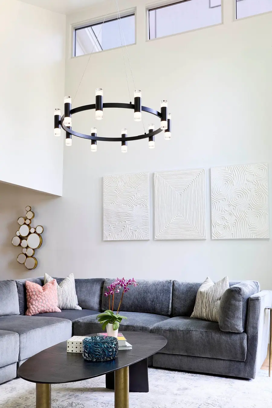Alarum LED Linear Pendant in Black - Image 5