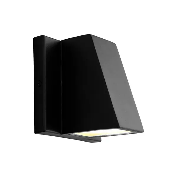Collection: Titan Finish: Black Width: 4.75" Height: 4.75" Weight: 1.10 lb Extension from Wall: 4.00" Bulbs Included Number of Bulbs: 1 Maximum Wattage: 6.00 W Bulb Type: LED Bulb Base: Array Light Source: LED Light Output: 236.00 lm Color Temperature: 3000 K CRI: 90 Voltage: 120.00 V Material: Aluminum and Glass Country of Origin: China Safety Listing: UL, ETL Safety Rating: Wet LED Manufacturer Warranty: 1 year from date of purchase - alternate view