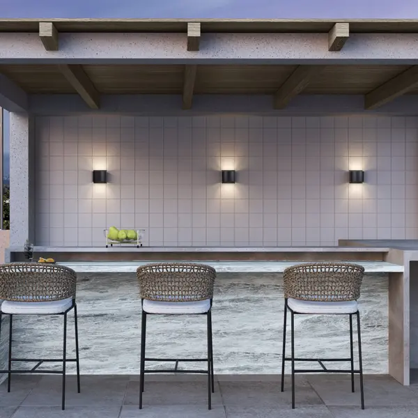 Kaldor LED Outdoor Lantern in Black - Image 4