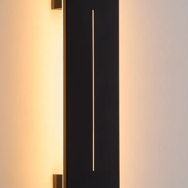 Torre LED Wall Sconce in Black - Image 4
