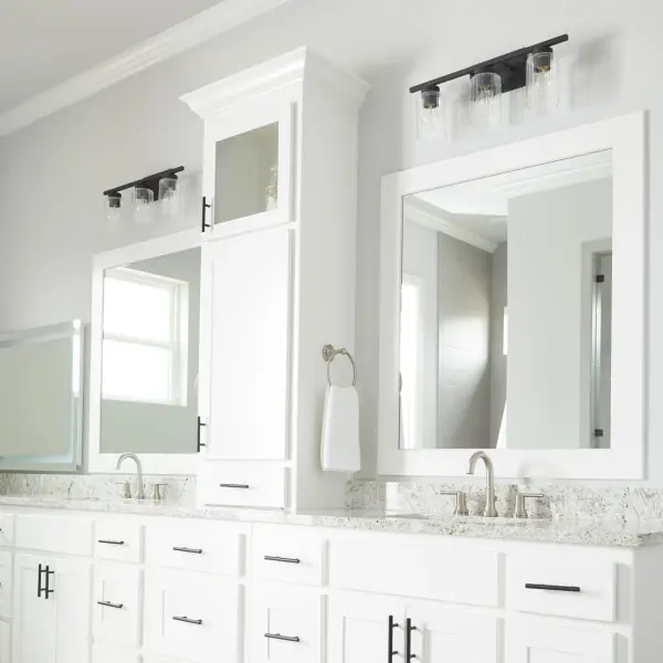 Ladin 3-Light Vanity in Black - Image 3