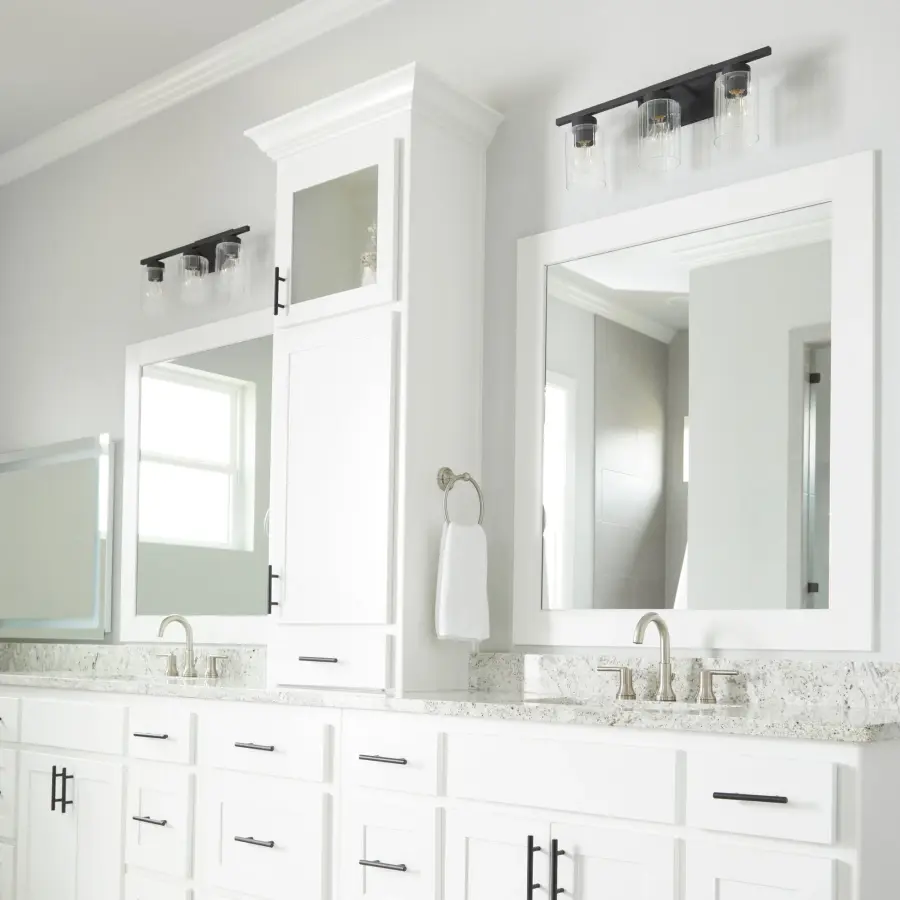 Ladin 3-Light Vanity in Black - Image 3