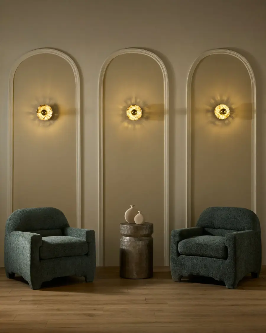 Del Rey 1-Light Wall Sconce in Brushed Brass - Image 8