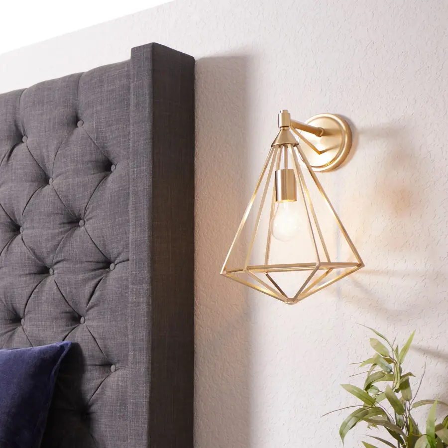The Wall Mount by Quorum - Image 2