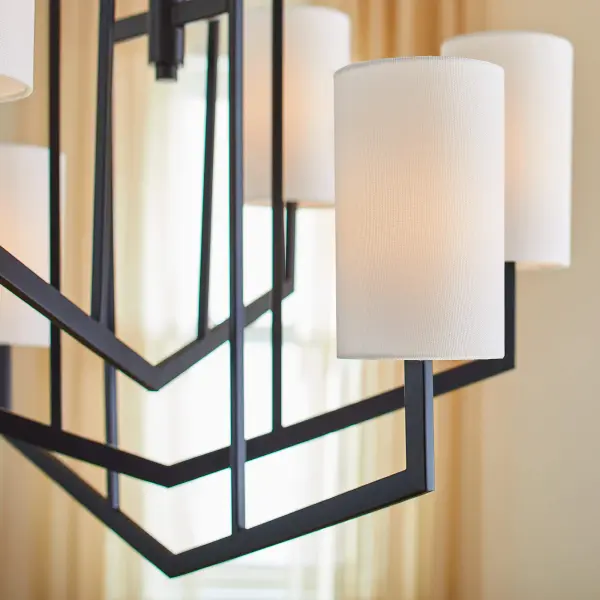 Bold Transitional Design with Distinctive Arrow Motif - Image 6