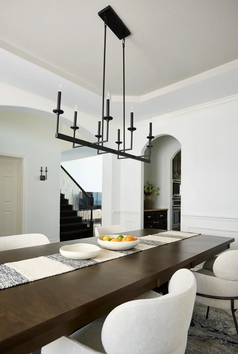Timeless Linear Chandelier with Classic Traditional Appeal - Image 5