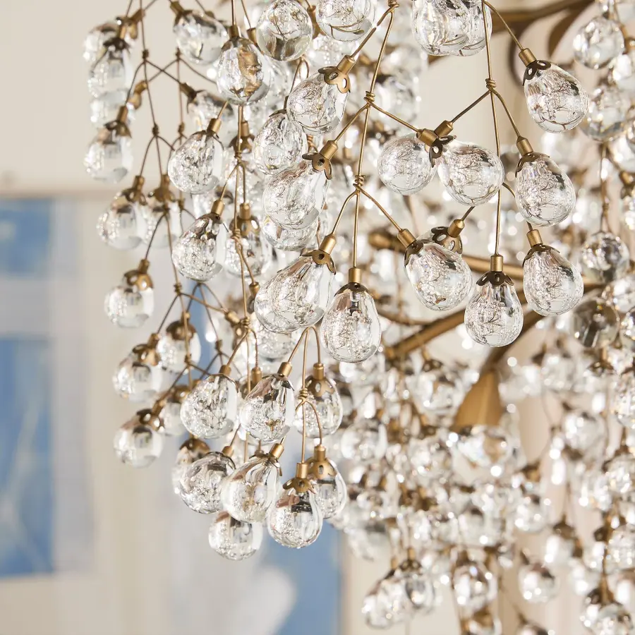 Glicina 8-Light Chandelier in Natural Brass - Image 8