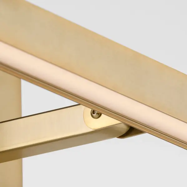 30" LED Picture Light in Aged Brass - Image 4