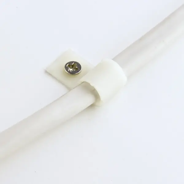 J-Clip - 10 Clips, 10 Screws